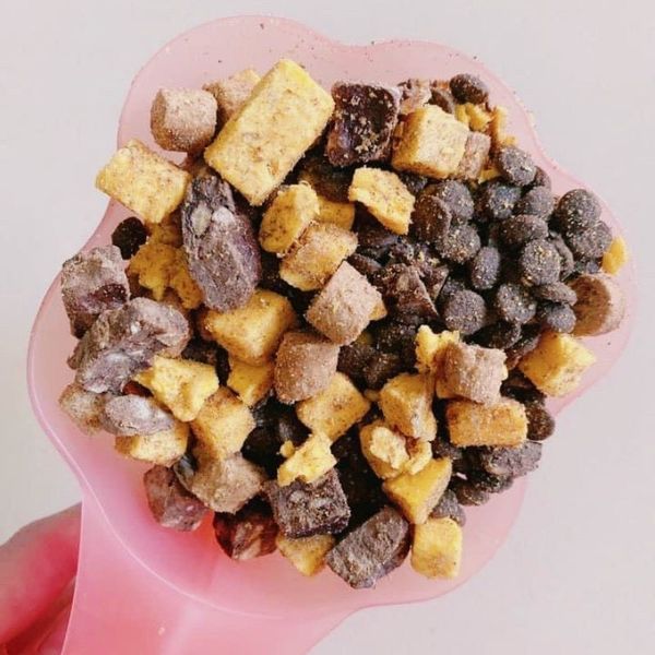 Hạt Mister Donut T1 dành cho Mèo con, mèo mẹ mang thai, gói 1,8Kg