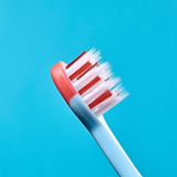  BRUSH-BABY BỘ 2 BÀN CHẢI ĐÁNH RĂNG CHO BÉ FLOSSBRUSH (3 - 6 TUỔI) - JETT ROCKET 