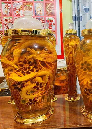  Rượu Sâm Hàn Quốc Khắc Phúc Long Phụng 