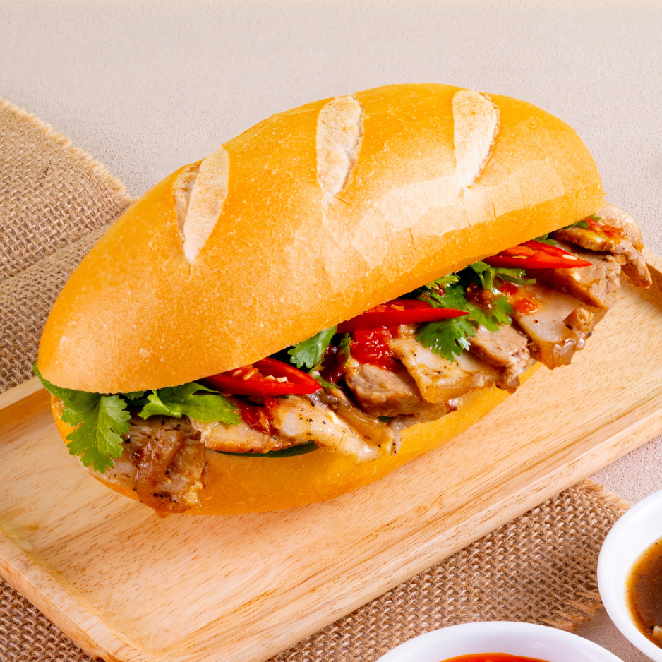  Bánh Mì Ba Chỉ Xá Xíu 