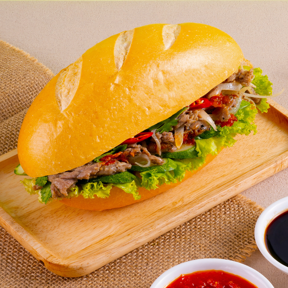  Bánh Mì Bò Áp Chảo 
