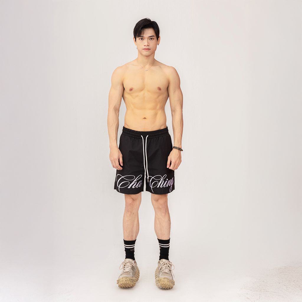  Quần Short Vải Dù Logo Thêu Unisex - Đen 