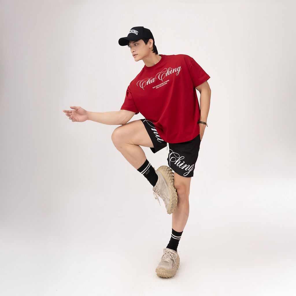 Áo Thun Unisex Form Boxy In Nhũ - Đỏ