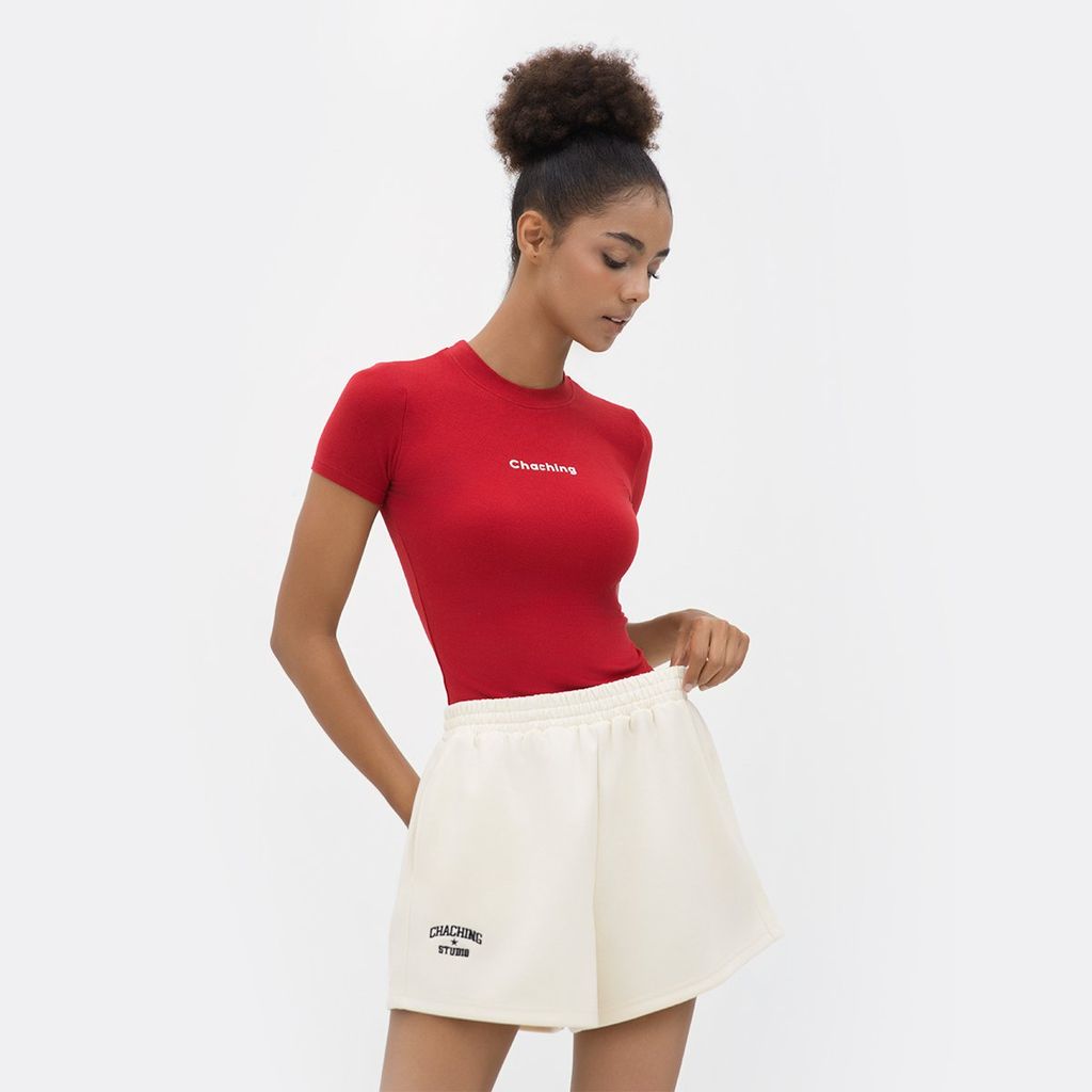  QUẦN SHORT NỈ THÊU LOGO - VÀNG KEM 