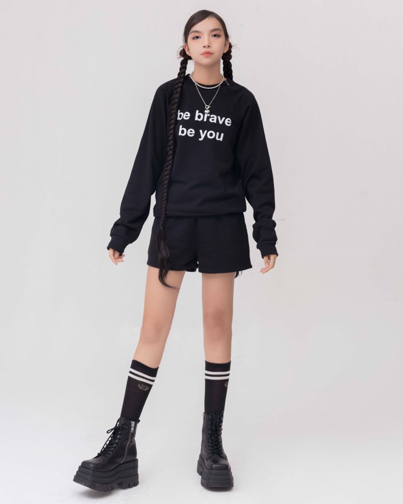 Set Đồ Nỉ Dài Tay và Quần Short - Đen