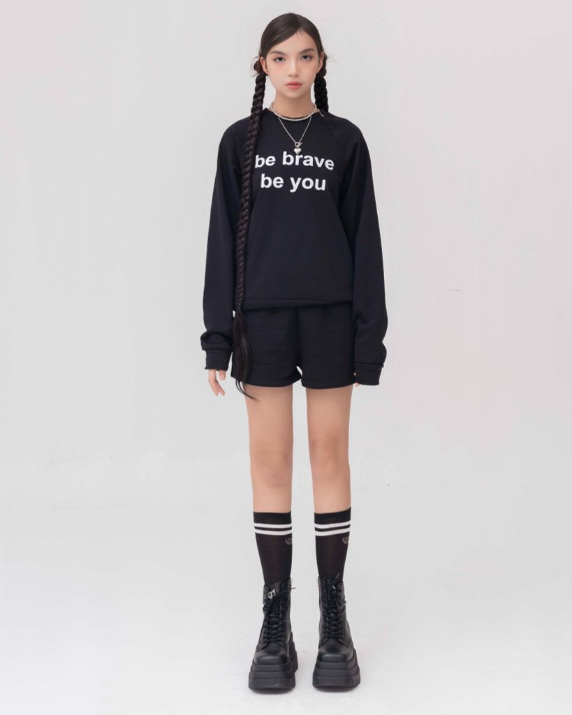 Set Đồ Nỉ Dài Tay và Quần Short - Đen