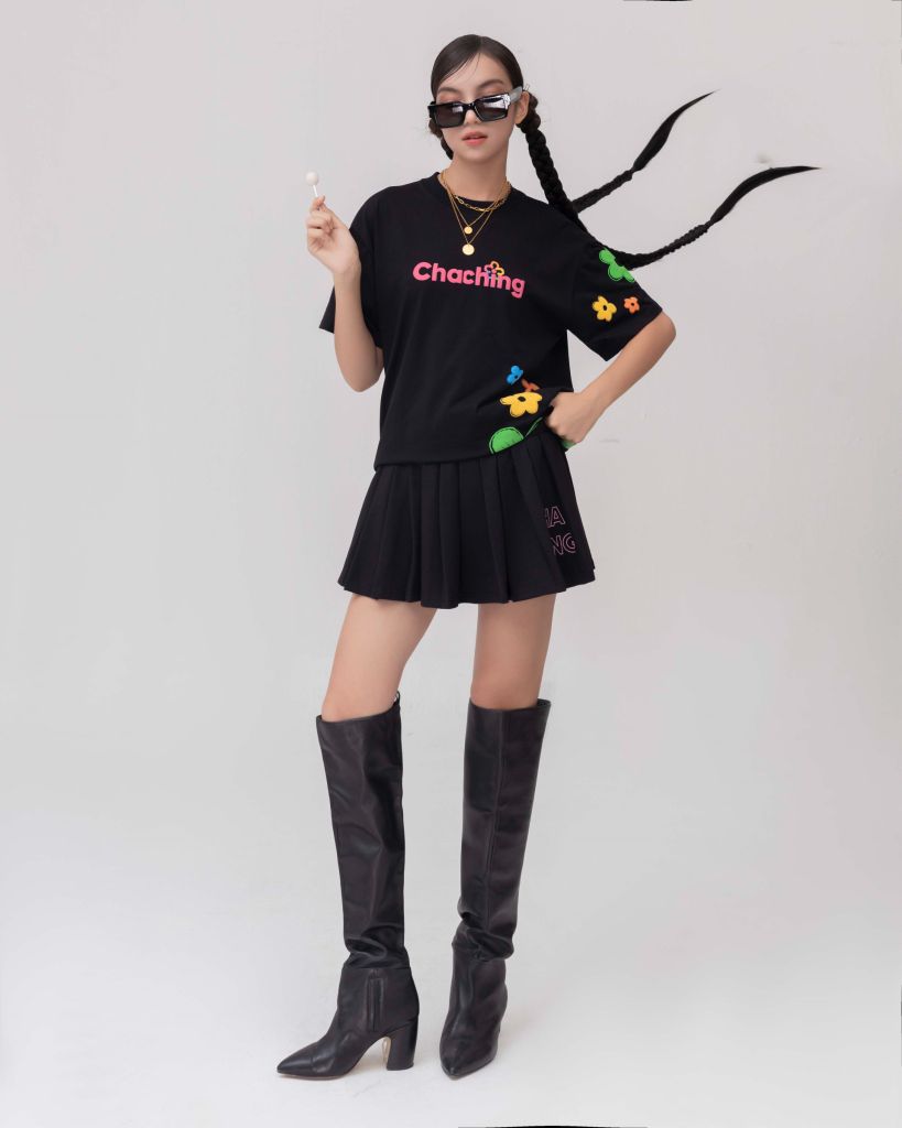 Áo Thun Hoạ Tiết Hoa - Đen