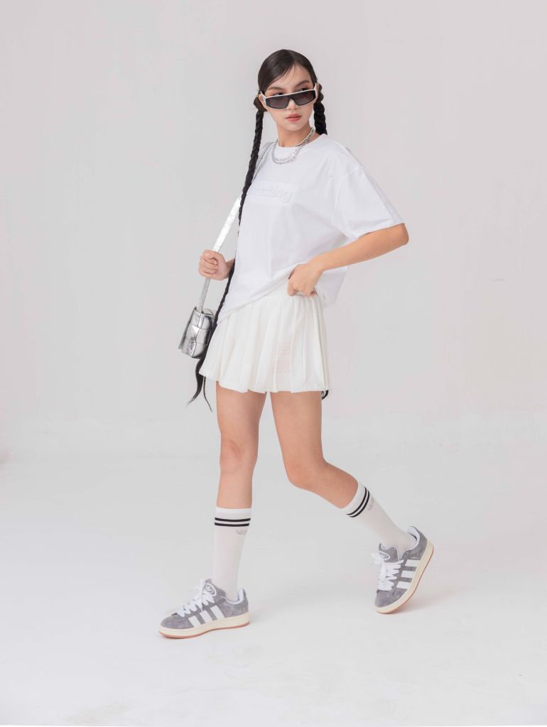 Áo Thun Hoạ Tiết Chữ Dập Nổi - Trắng