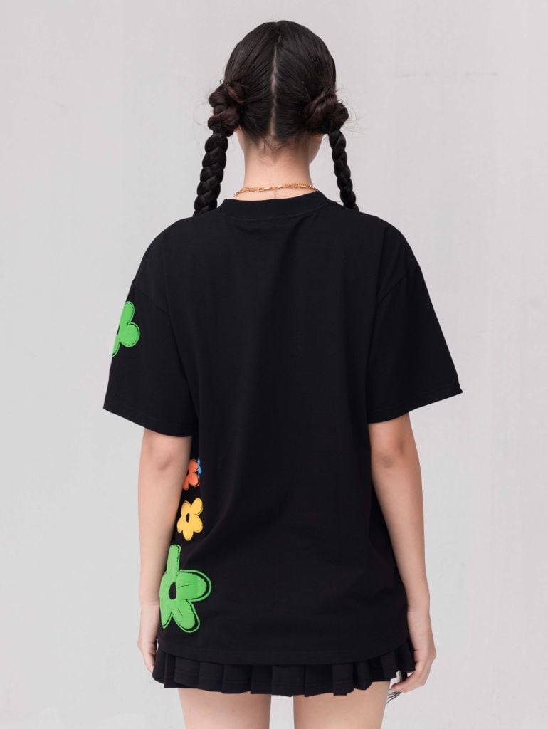 Áo Thun Hoạ Tiết Hoa - Đen