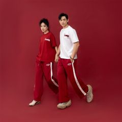 Áo Thun Couple Họa Tiết Lover Bông Xù - Đỏ đô