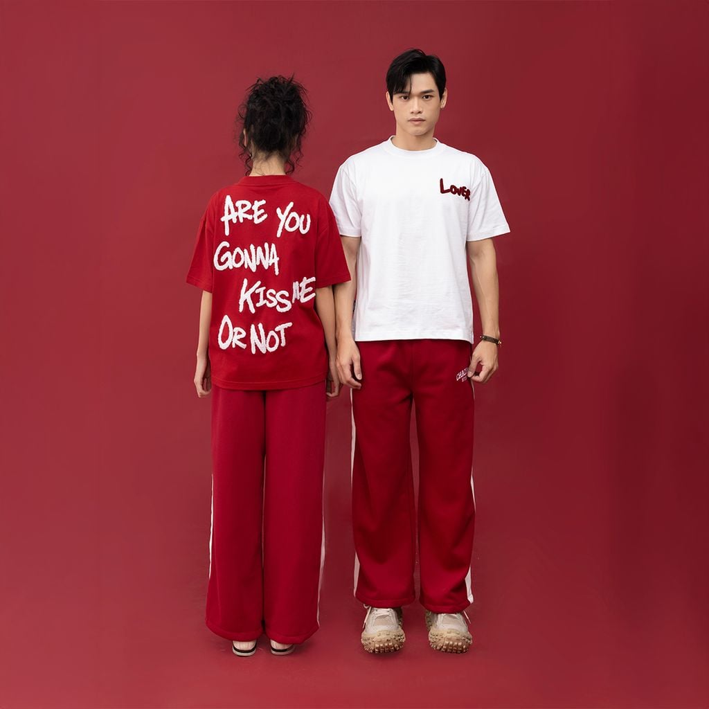 Áo Thun Couple Họa Tiết Lover Bông Xù - Trắng