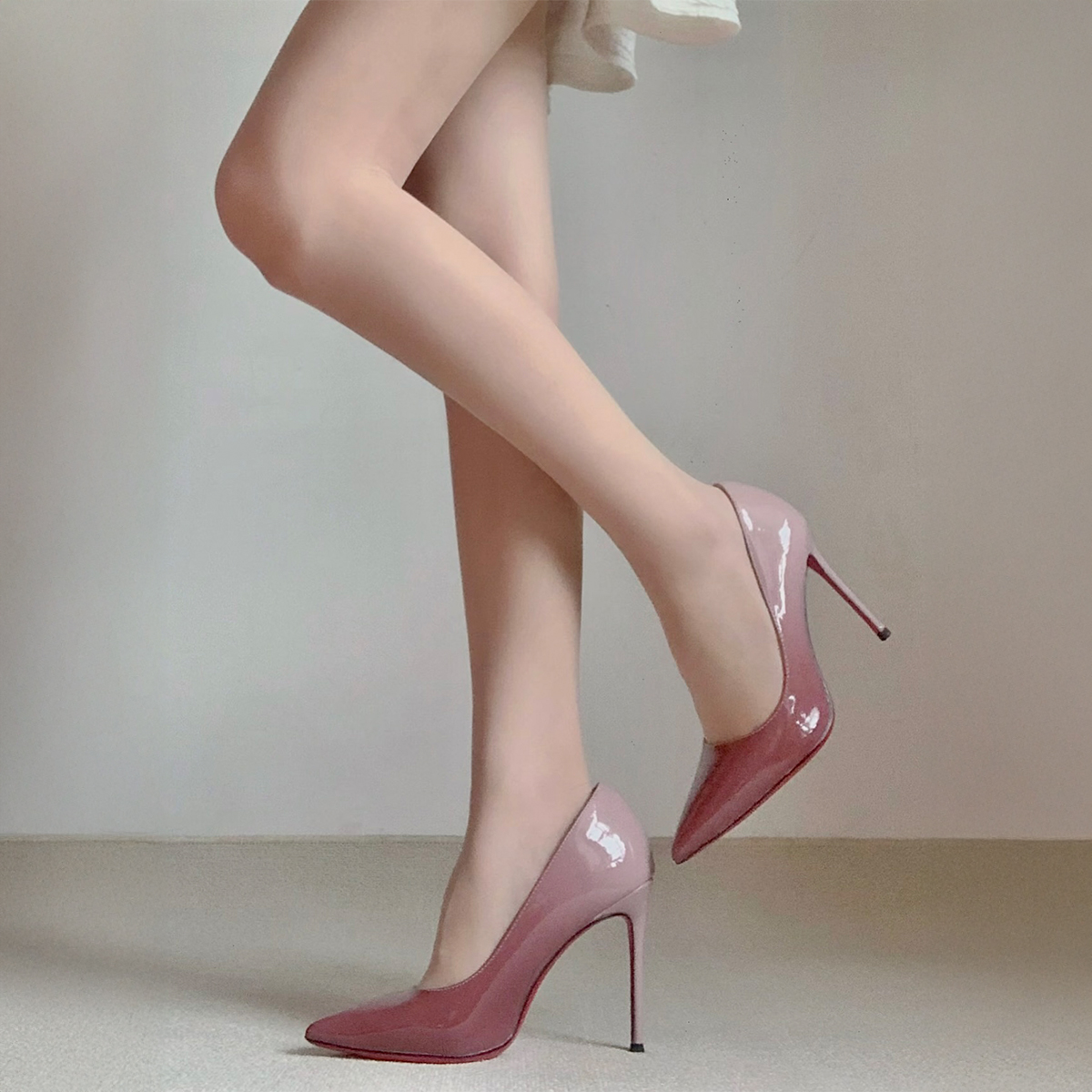 CHACHING STOCKING – Beige Sheer Tights 