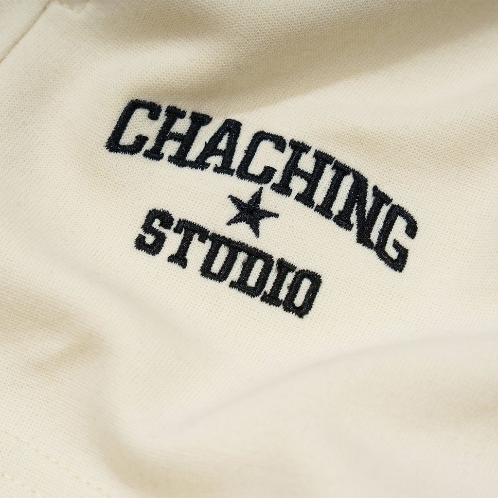 QUẦN SHORT NỈ THÊU LOGO - VÀNG KEM