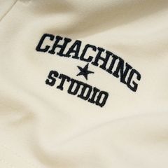 QUẦN SHORT NỈ THÊU LOGO - VÀNG KEM