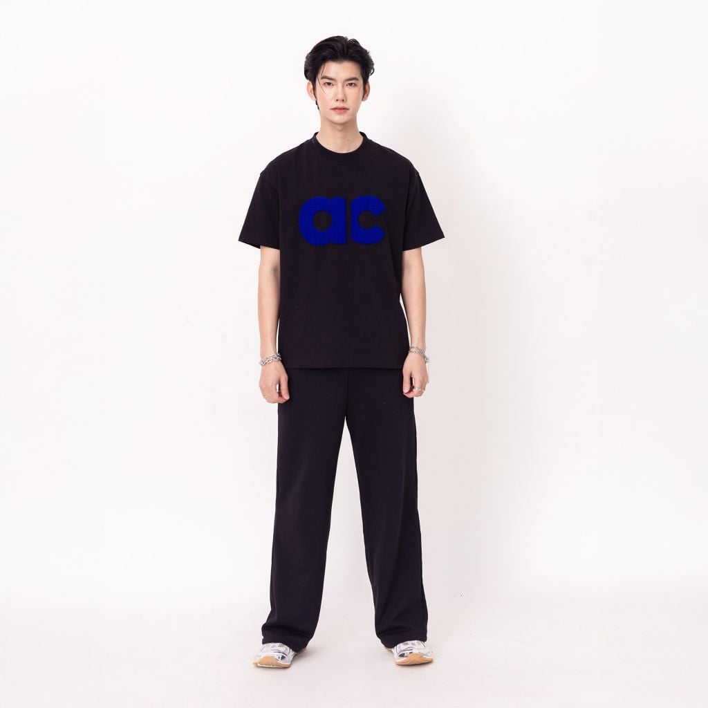 Áo AC Bông Xù Boxy Unisex - Đen Chữ Xanh