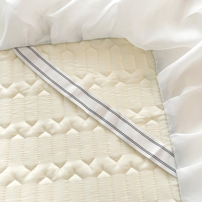 2024Váy Giường Ren Lớn Mới, Thảm Cao Su Dày Dặn, Bộ Ba Mảnh