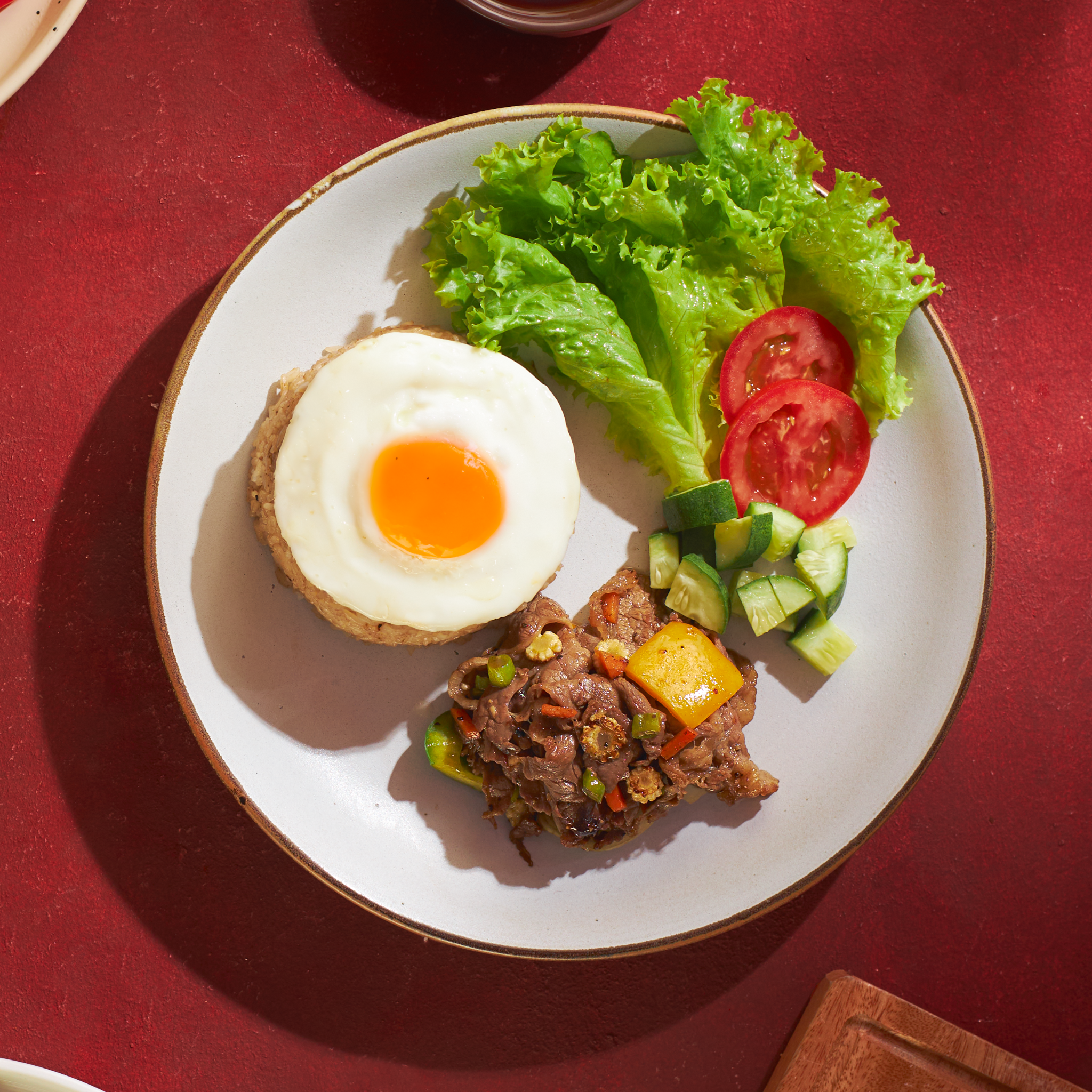  CƠM BÒ SỐT TIÊU HONGKONG 