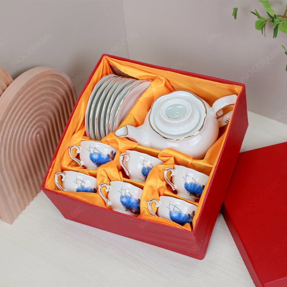 Bộ ấm trà Đài Các miệng lượn sen xanh vẽ vàng