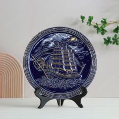 Quà tặng Đại hội Đảng - Đĩa trưng bày Thuận buồm men lam kẻ vàng D32