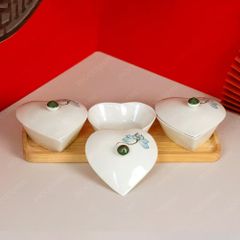 Khay 3 hũ mứt tim vẽ hoa sen xanh Bát Tràng – Quà Tết in logo tinh tế