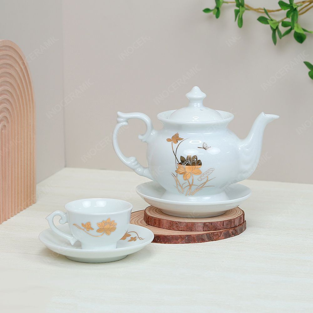 Bộ ấm trà Đài Các sen vàng