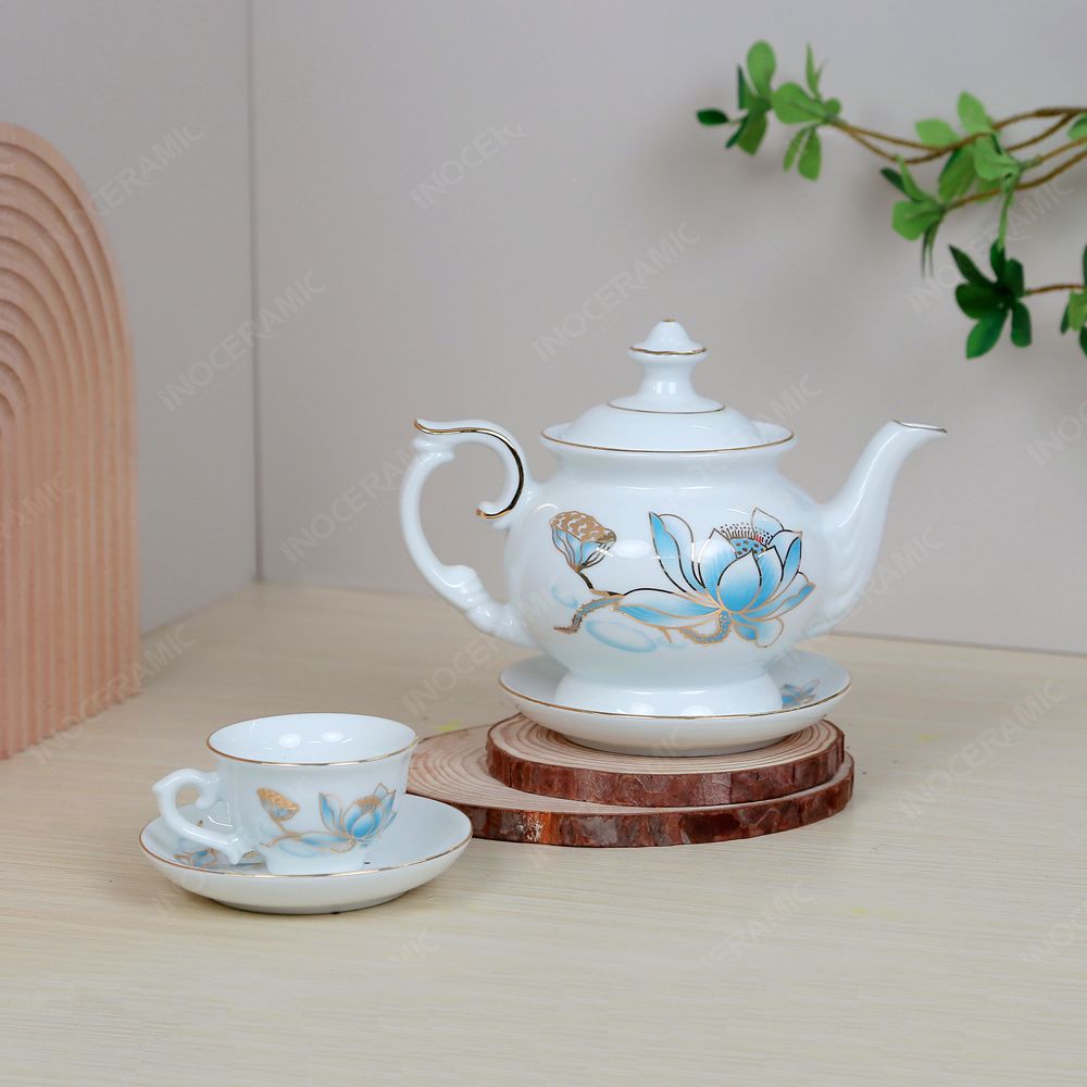 Bộ ấm trà Đài Các sen xanh kẻ vàng