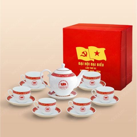 Quà tặng Đại hội Đảng - Bộ ấm trà Camelia hạc đỏ