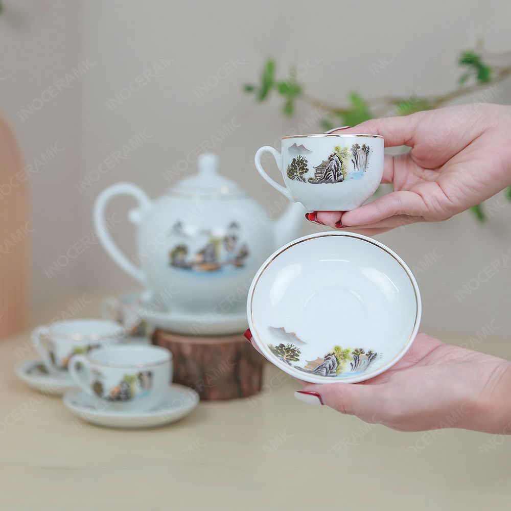 Bộ ấm trà Camelia sơn thuỷ kẻ chỉ vàng