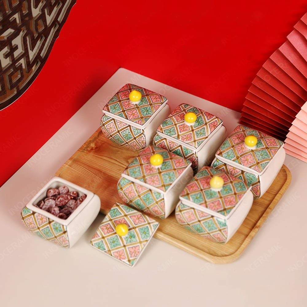 Bộ 6 hũ mứt vuông bầu vẽ trang trí Bát Tràng – Quà Tết cao cấp