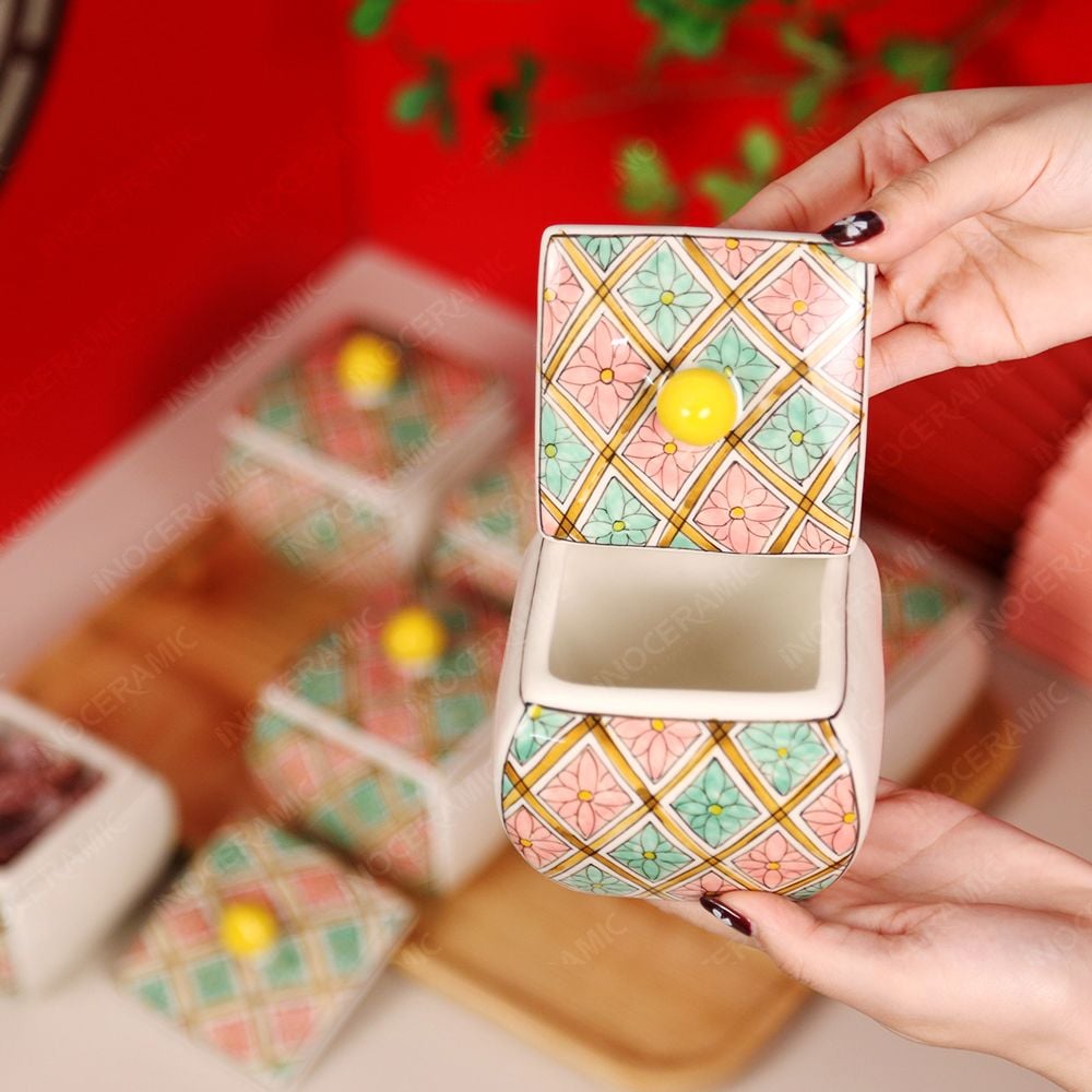 Bộ 6 hũ mứt vuông bầu vẽ trang trí Bát Tràng – Quà Tết cao cấp