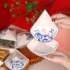 Bộ khay mứt hoa khế vẽ sen xanh