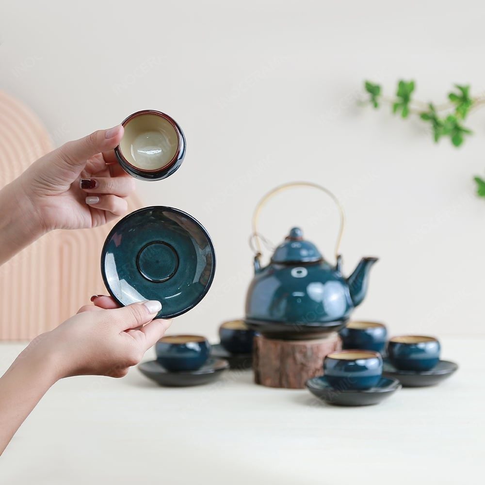 Bộ ấm trà Yên Hoa men lam hoả biến