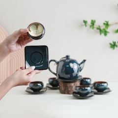 Bộ ấm trà Lạc Hoa men lam hoả biến