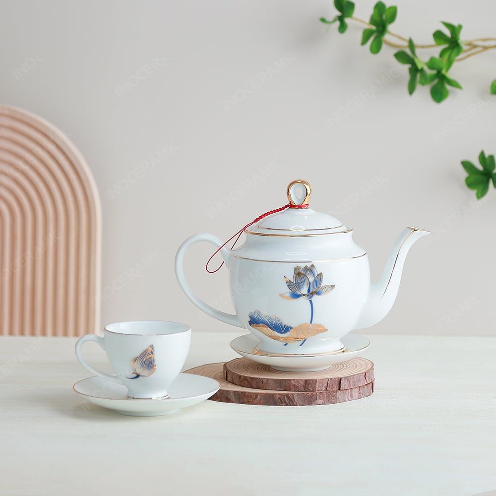 Bộ ấm trà Quyền Vương sen xanh kẻ chỉ vàng in logo