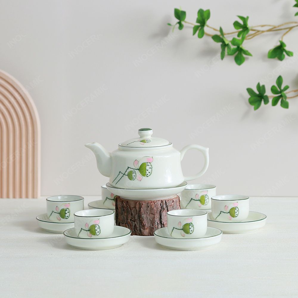 Bộ ấm trà dáng siêu men ngà đài sen vẽ tay