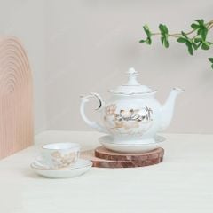 Bộ ấm trà Đài Các miệng lượn sen vàng vẽ vàng