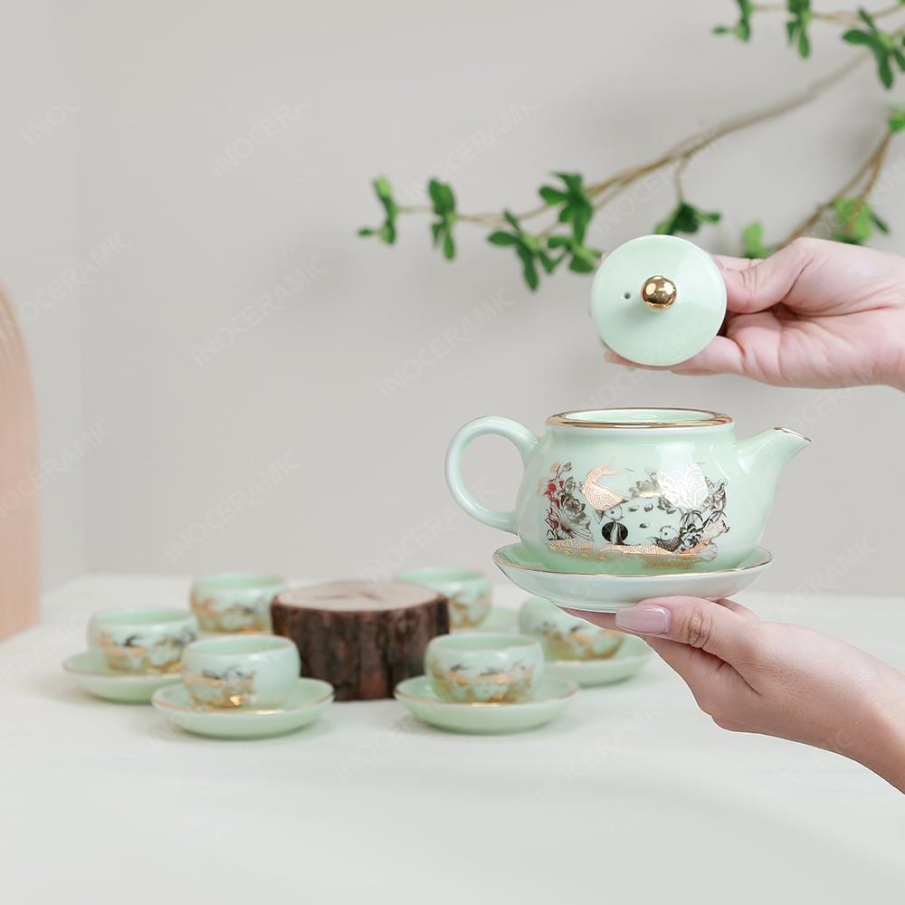 Bộ ấm trà Lưu Ly sen chép kẻ vàng
