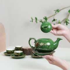 Bộ ấm trà Kỳ lân men lục sen vàng