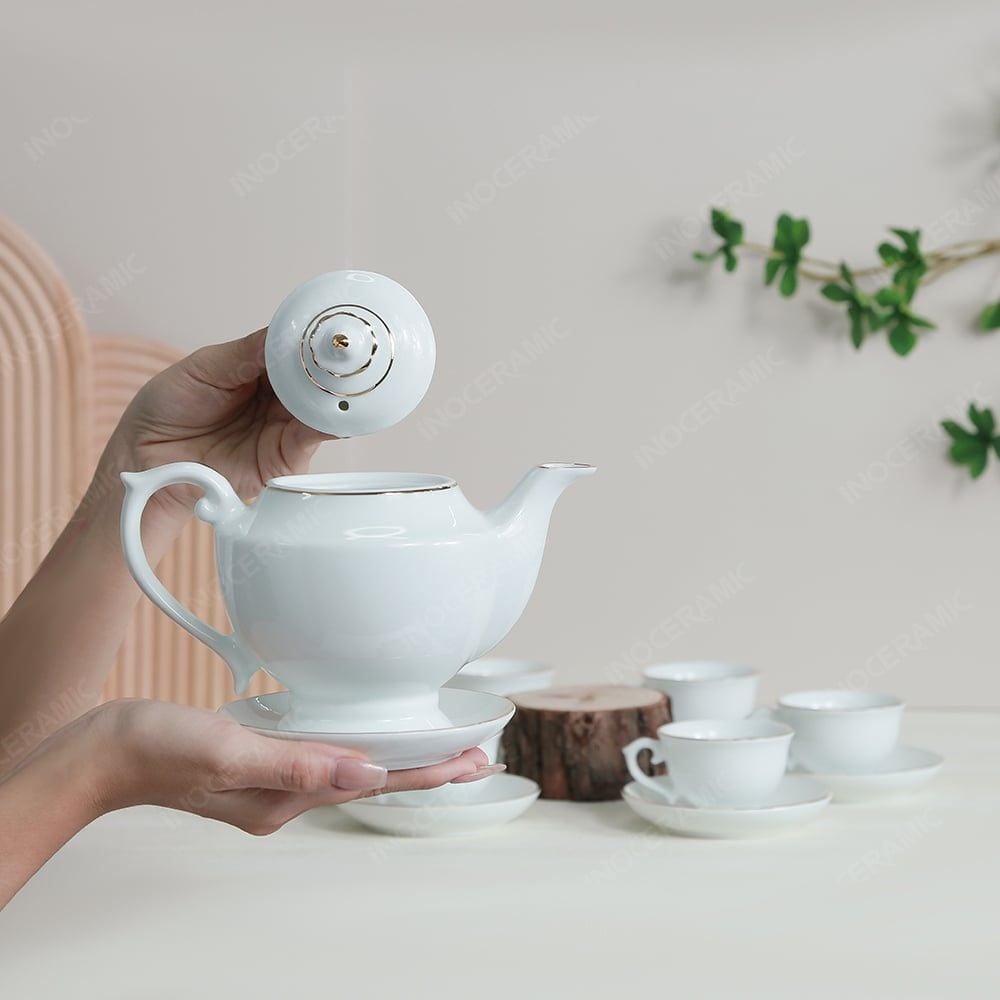 Bộ ấm trà Đèn thần kẻ chỉ vàng