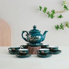 Quà tặng Đại hội Đảng - Bộ  ấm trà Đài Các men lam sen vàng kẻ vàng