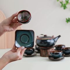 Bộ ấm trà Giang Tây lòng hoa men xanh đen hoả biến