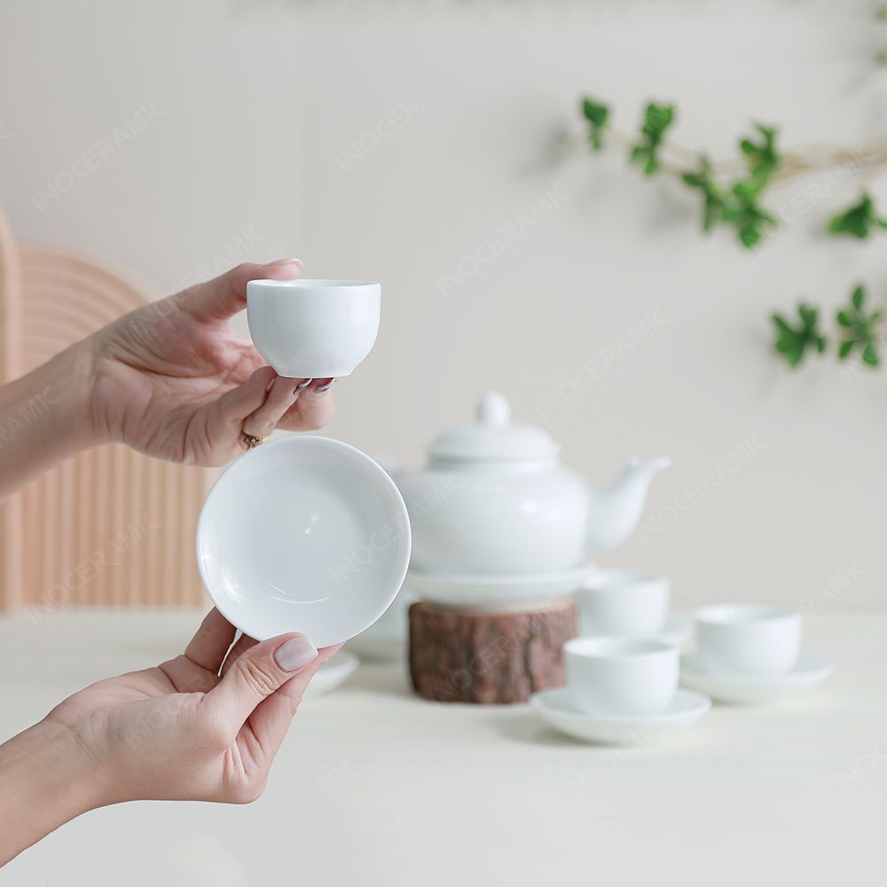 Bộ ấm trà ba men trắng in logo