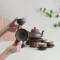 Bộ trà ấm dáng bí tử sa nâu hạc vàng