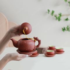 Bộ ấm trà Châu hoa tử sa đỏ khắc sen