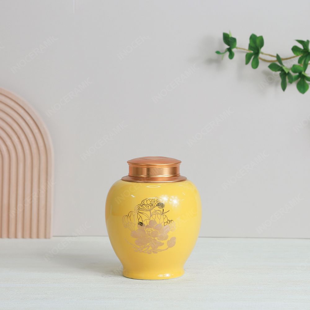 Quà tặng Đại hội Đảng - Hũ trà men vàng hoa sen 250gr