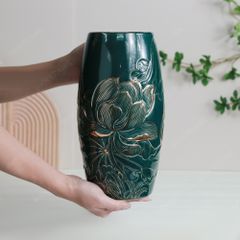 Lọ bom men lục sen vàng khắc nổi