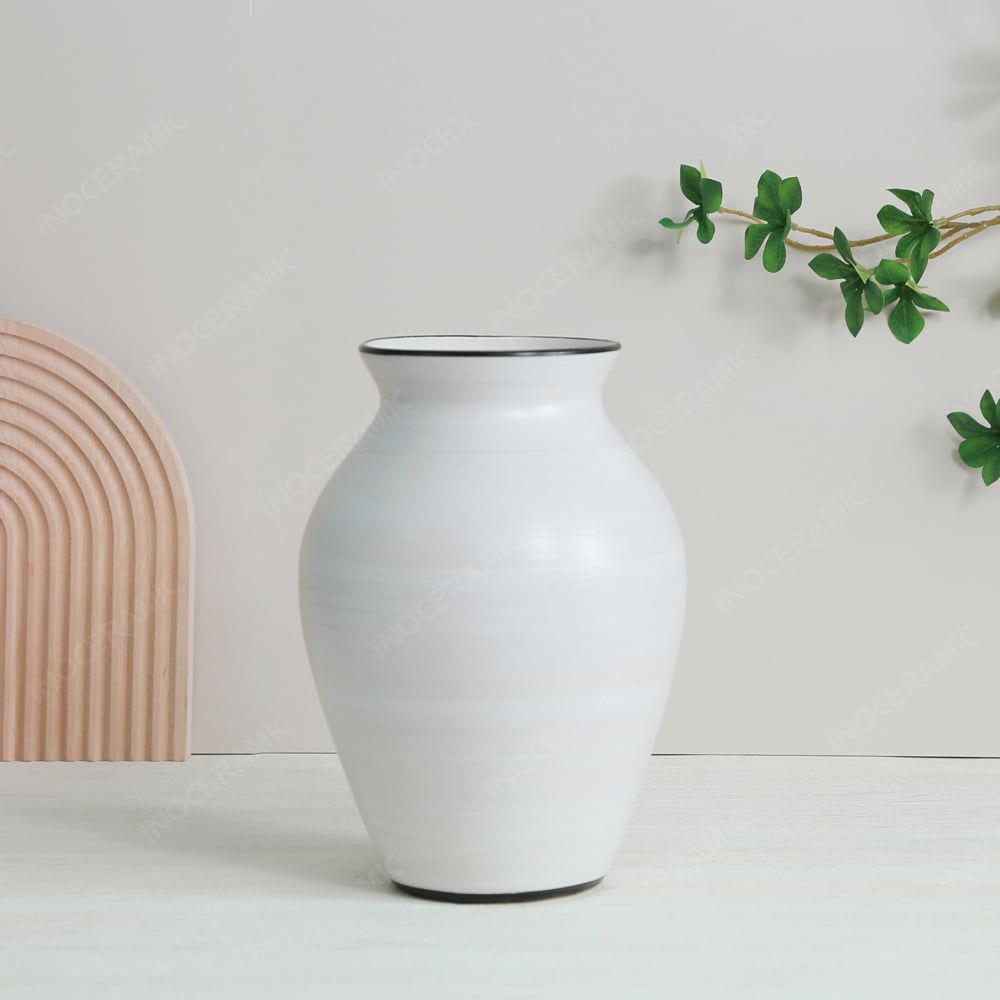 Quà tặng Đại hội Đảng - Lọ hoa dáng vò vẽ tay