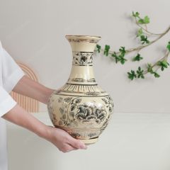 Tỏi bình vẽ vàng