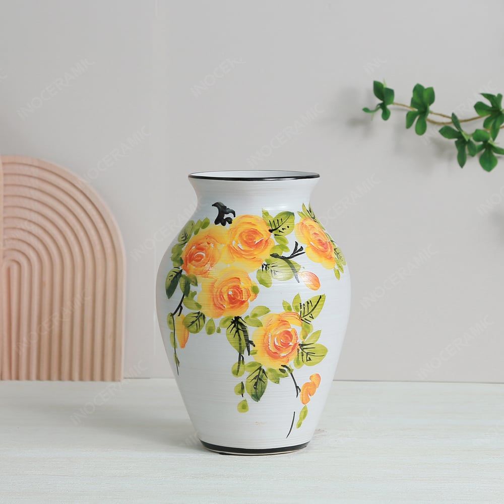 Quà tặng Đại hội Đảng - Lọ hoa dáng vò vẽ tay