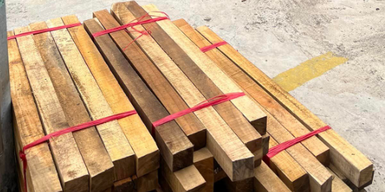Gỗ tràm vuông 50 x 50 x 800mm
